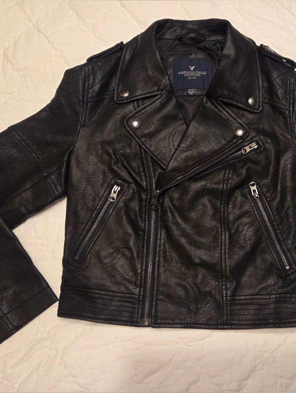​American Eagle Outfitters Women's 100% Genuine Leather Moto Biker Jacket Small